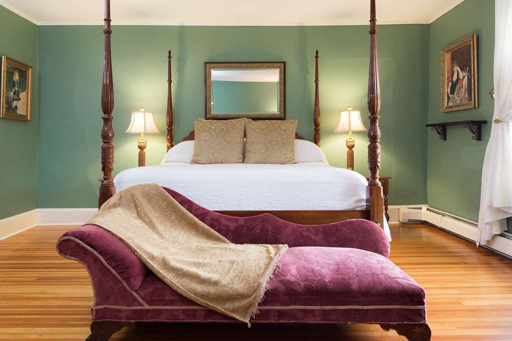 Seven Hills Inn Lenox Ruang foto