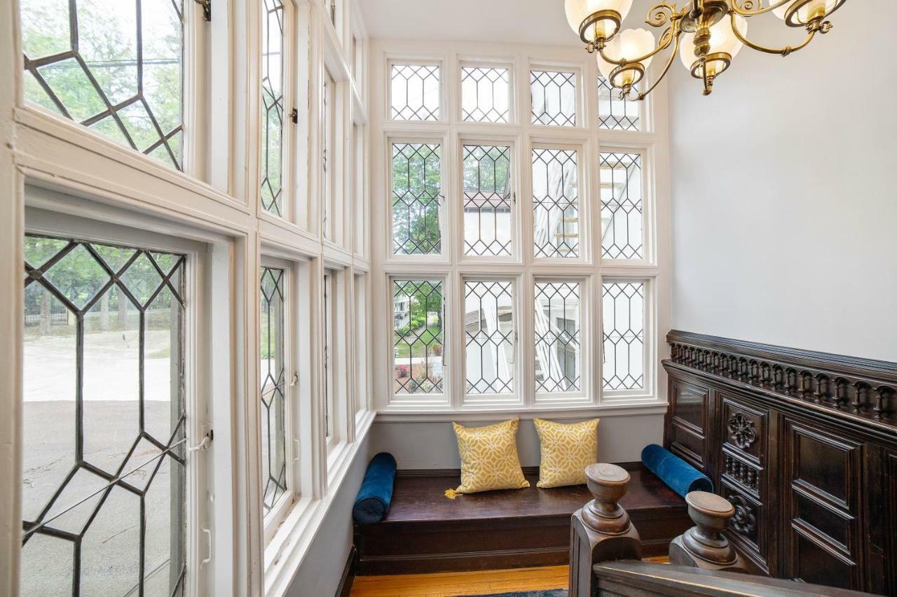 Seven Hills Inn Lenox Bagian luar foto