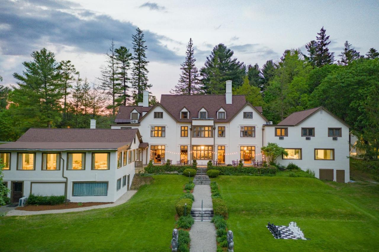 Seven Hills Inn Lenox Bagian luar foto